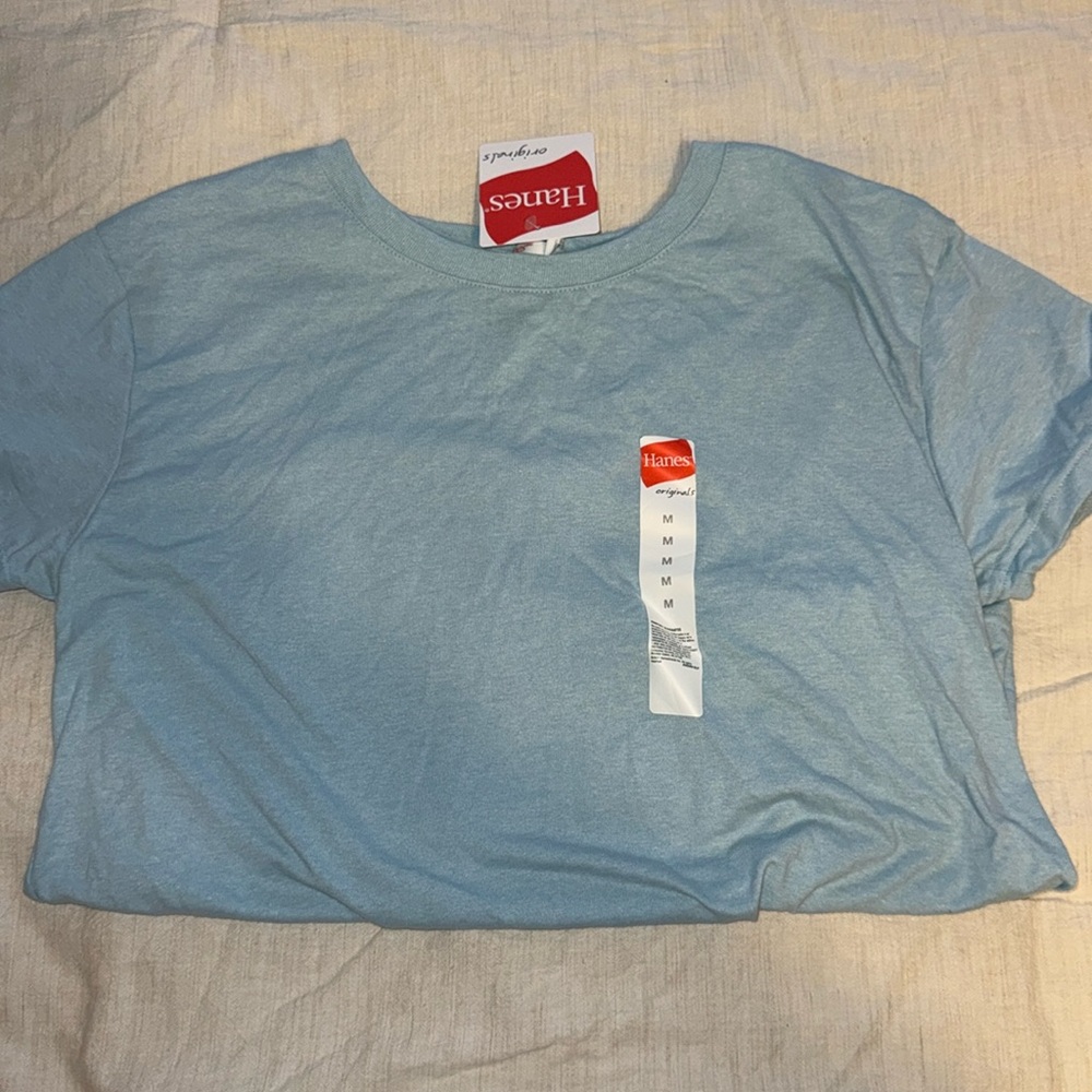 New with tags Hanes shirt